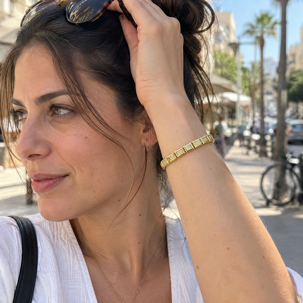 צמיד גולדפילד משובץ זרקונים לבנים · 7 מ״מ · 17+2 ס״מ · דגם 40040001, מבט מזווית נוספת | צמידים לנשים